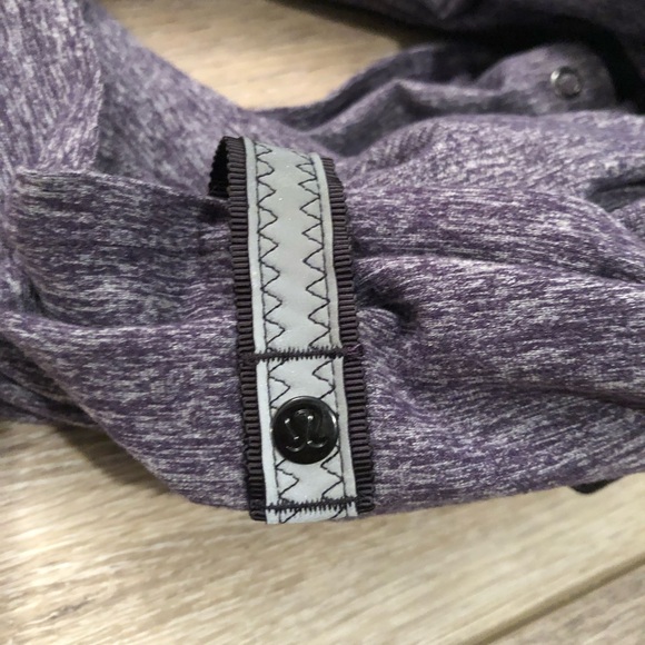 Lululemon Vinyasa scarf. Like new condition. Purple - Picture 3 of 3